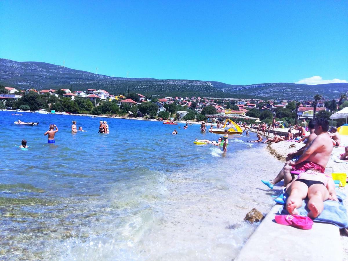 Appartamento Stars Gornji Karin Esterno foto