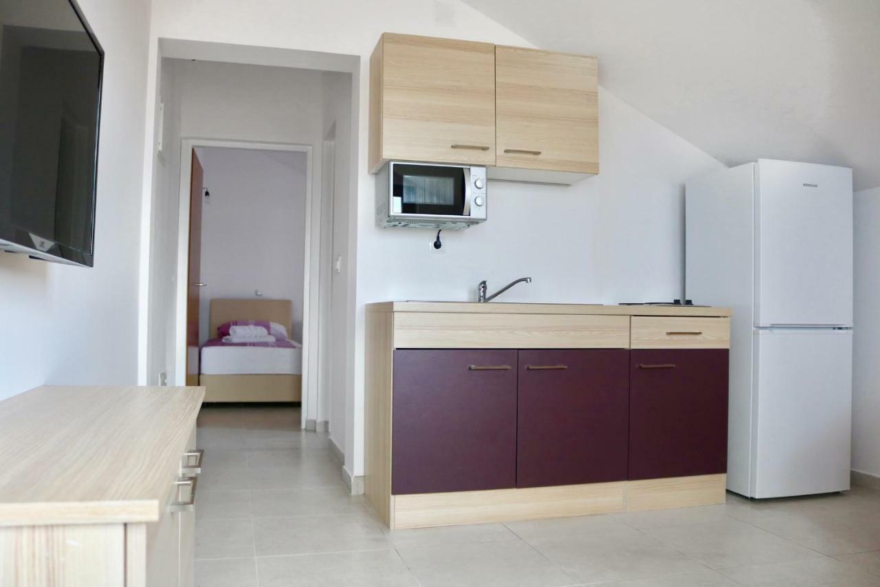 Appartamento Stars Gornji Karin Esterno foto